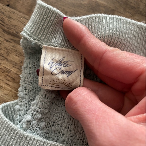 White Crow| Small| pale green bubble sweater| great condition. - Picture 3 of 5